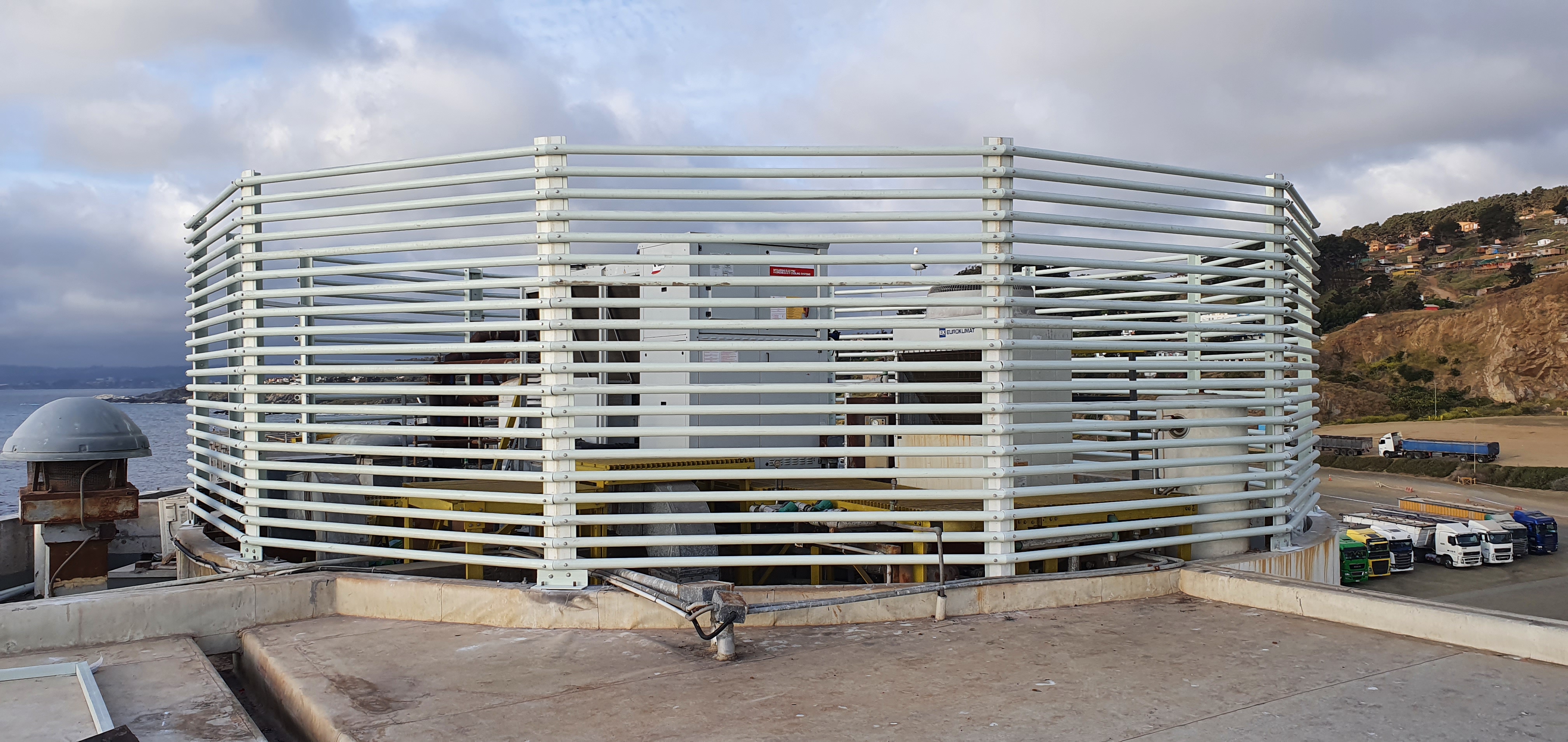 Corona de FRP instalada en puerto – INDPUL